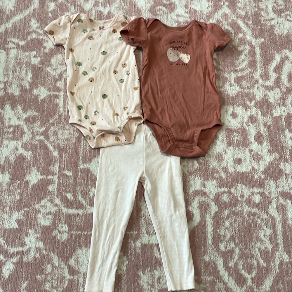 Carters Matching set 3pcs